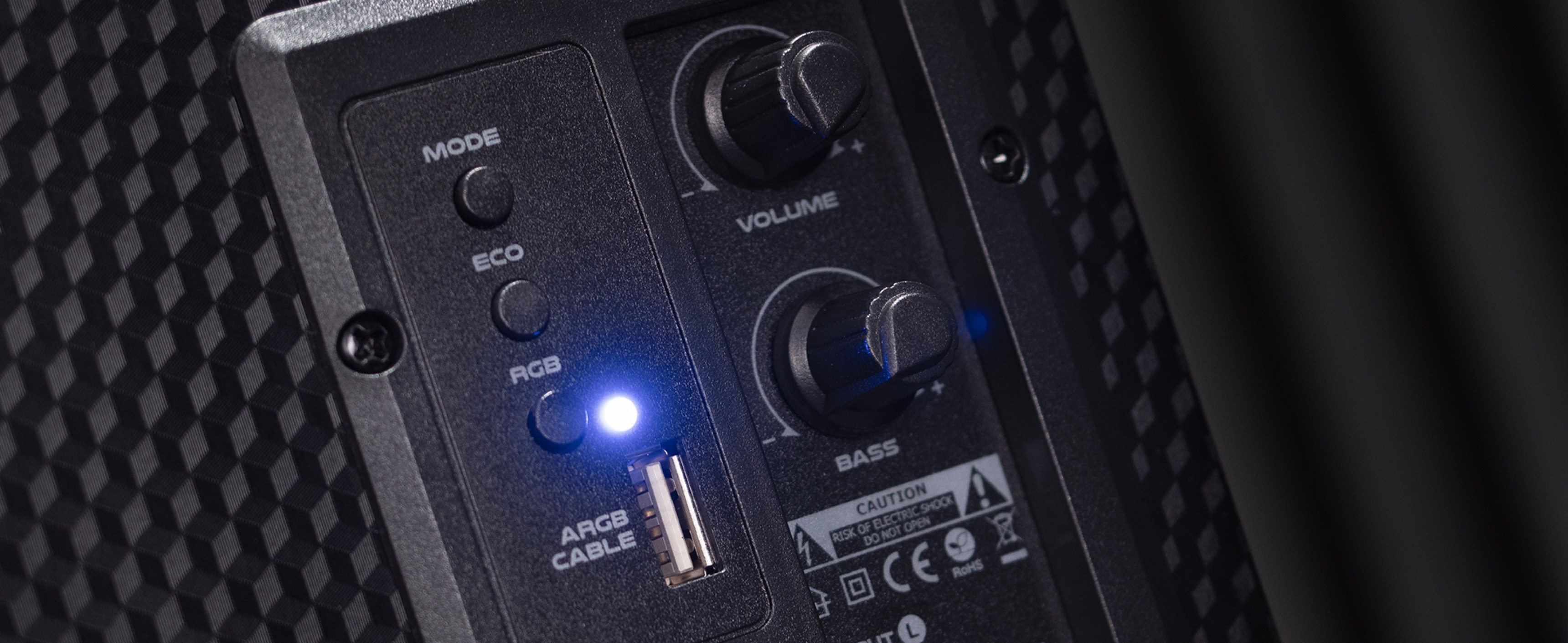 Panel sterowania głośników Genesis Helium 300BT Bluetooth z przyciskami głośności, basów i trybu RGB z podświetleniem wskaźnika