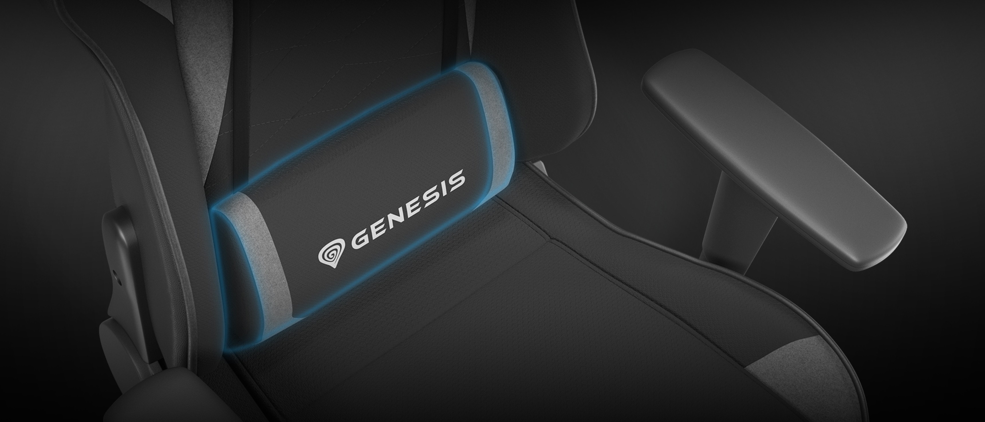 Czarno-szary fotel gamingowy Genesis Nitro 440 G2 z wyściełanym podparciem lędźwiowym i świecącym niebieskim wykończeniem