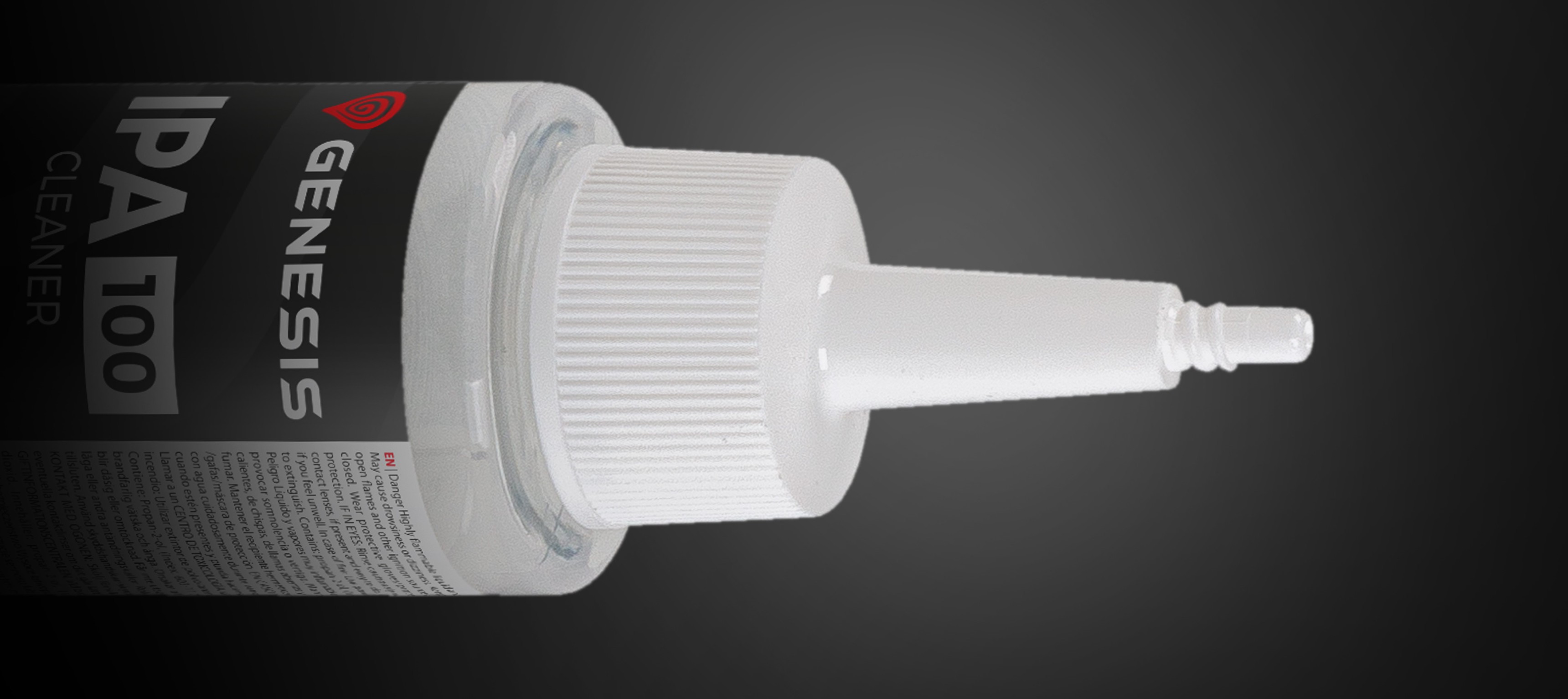 Butelka środka czyszczącego Genesis IPA 100 o pojemności 100 ml z końcówką ułatwiającą dozowanie.